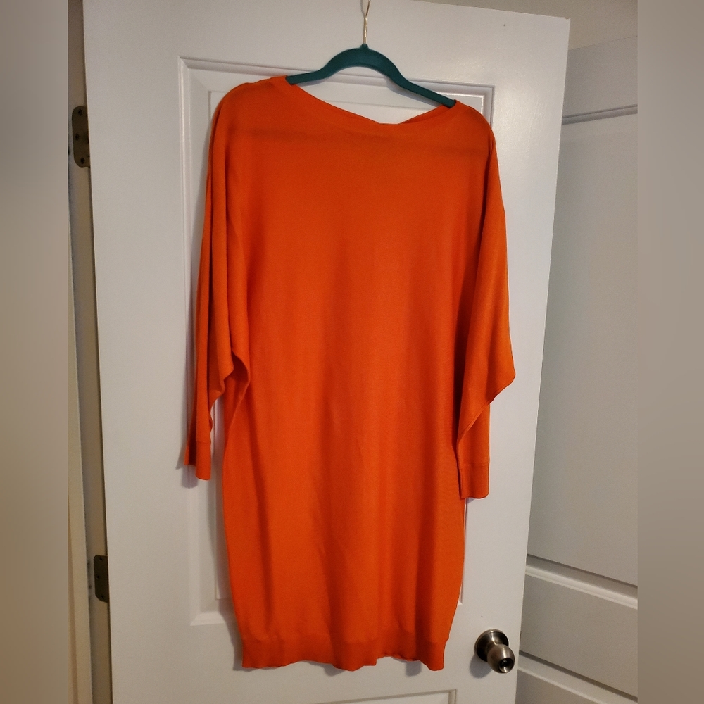 Dress - Picture 2 of 3